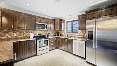 105 Great Eastern Avenue in St John's, NL - Building Photo - Building Photo