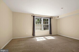 752 Quince Orchard Blvd in Gaithersburg, MD - Building Photo - Building Photo