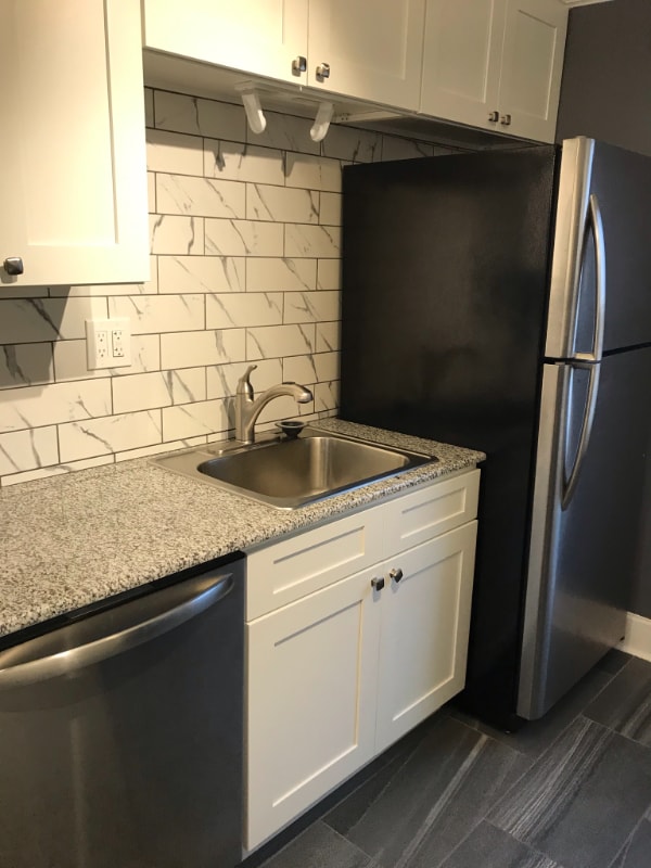 894 Kenmore Ave in Buffalo, NY - Building Photo - Building Photo