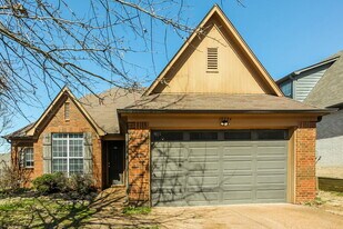 10224 Brimhill Cove in Cordova, TN - Building Photo