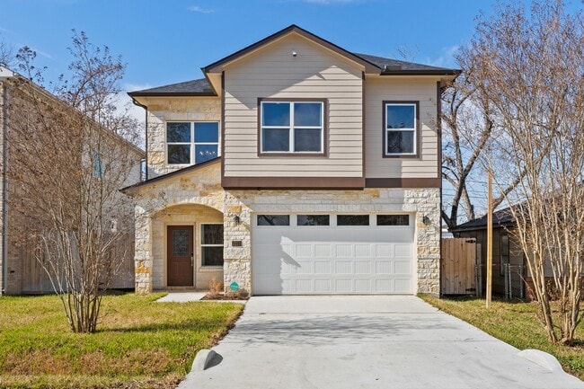property at 2211 Silverbonnet St