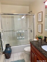 18 Claire Ct, Unit 18 in West Babylon, NY - Building Photo - Building Photo