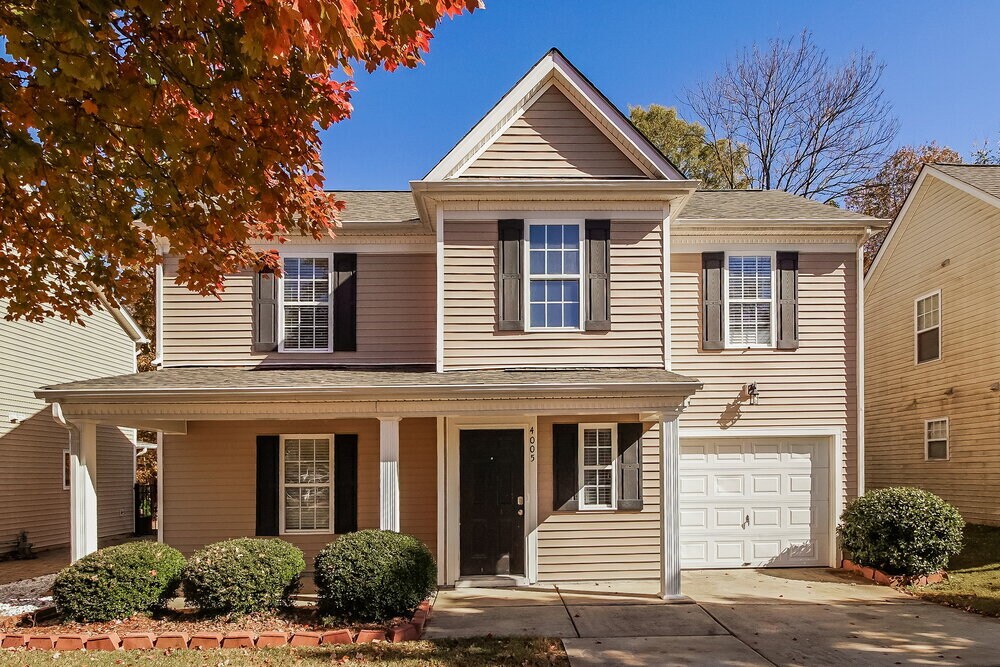 4005 Planters Watch Dr in Charlotte, NC - Foto de edificio