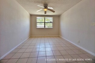 1580 W 19th St in Jacksonville, FL - Building Photo - Building Photo