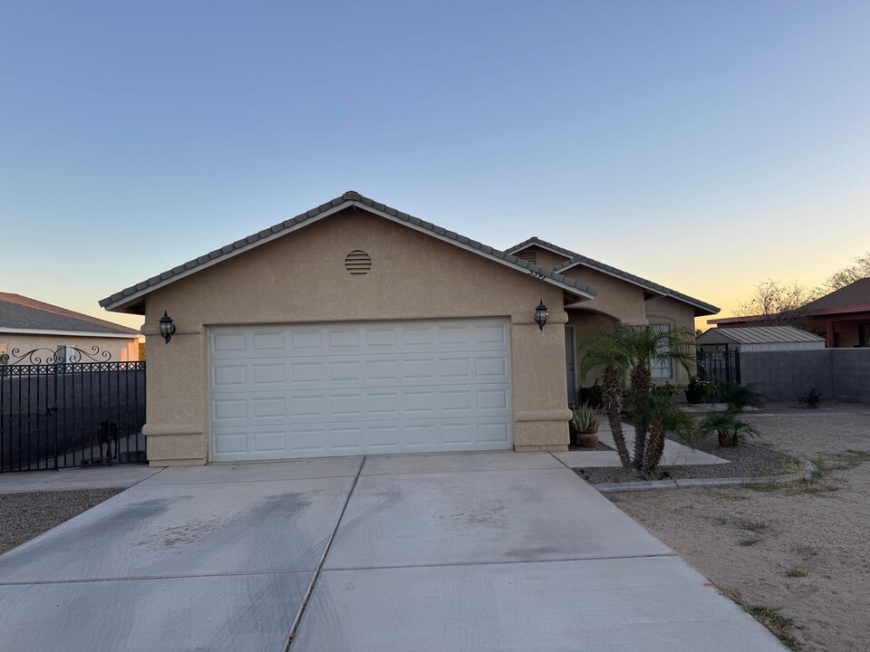 5341 30th Pl in Yuma, AZ - Building Photo