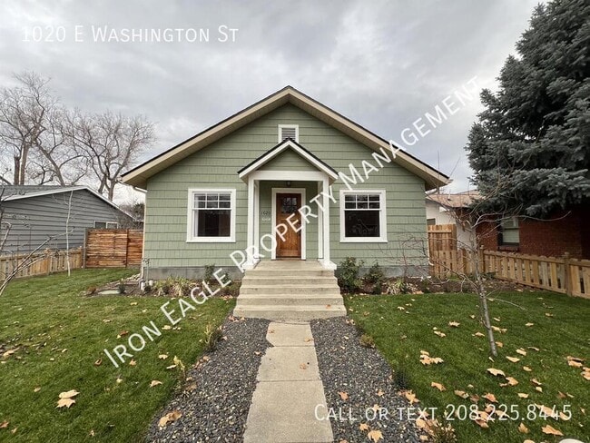 property at 1020 E Washington St