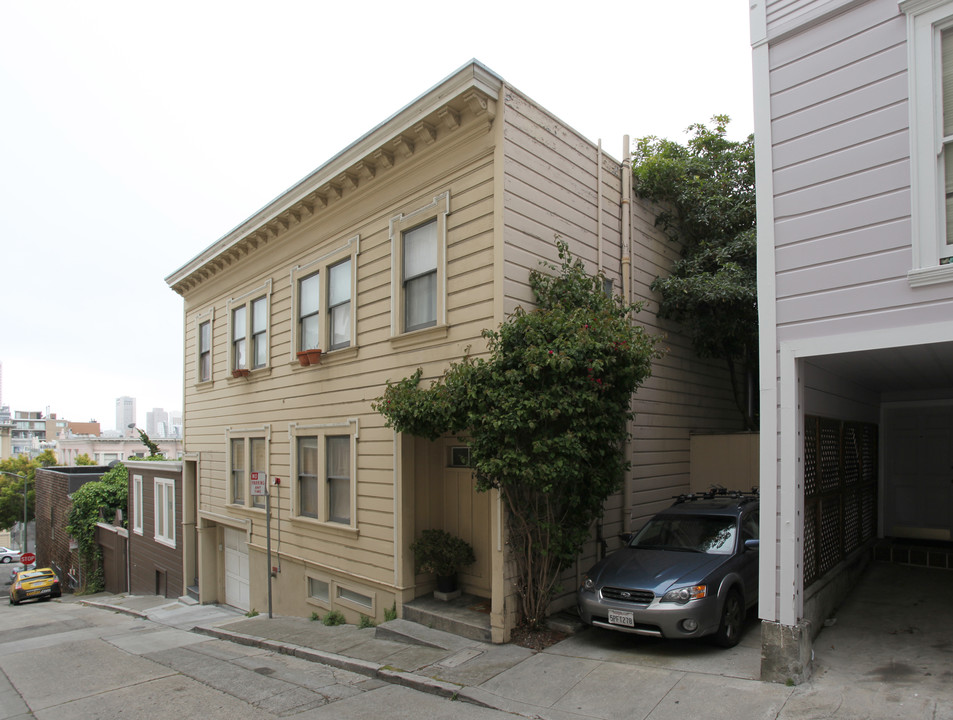 27-33 Genoa Pl in San Francisco, CA - Building Photo