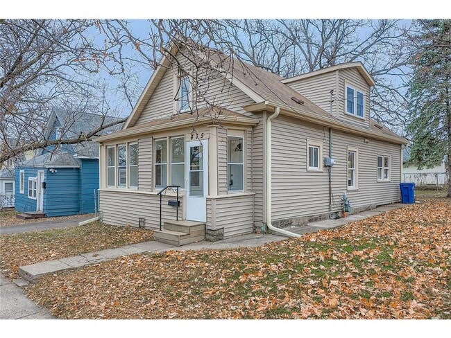 property at 475 Lawson Ave W