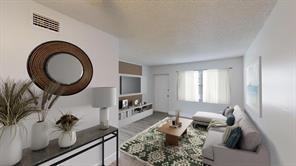 6600 Royal Palm Blvd in Margate, FL - Building Photo - Building Photo