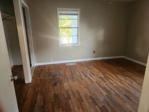 104 W Searcy St in Kensett, AR - Foto de edificio - Building Photo