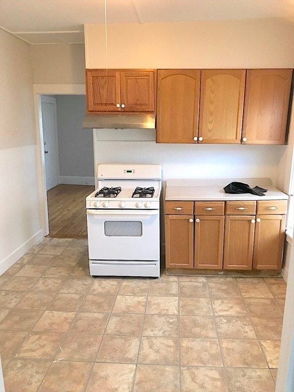 16 Pinkham Pl in Lynn, MA - Building Photo - Building Photo