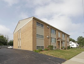 1500 E 10 Mile Rd in Ferndale, MI - Building Photo