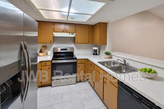 5521 Greatpine Ln N in Jacksonville, FL - Building Photo - Building Photo