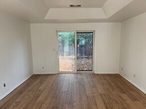 572 Countryside Dr in Central Point, OR - Building Photo - Building Photo