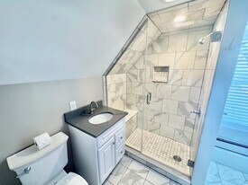 7 Berkmans St, Unit 2 in Worcester, MA - Building Photo