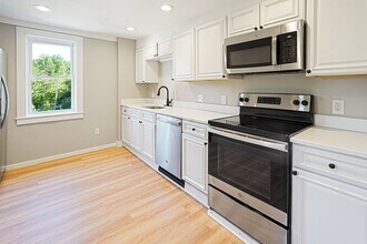 621 Main St in Sturbridge, MA - Building Photo - Building Photo