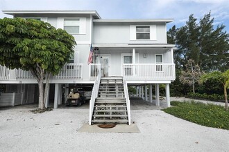 420 Gulf Blvd in Boca Grande, FL - Foto de edificio - Building Photo