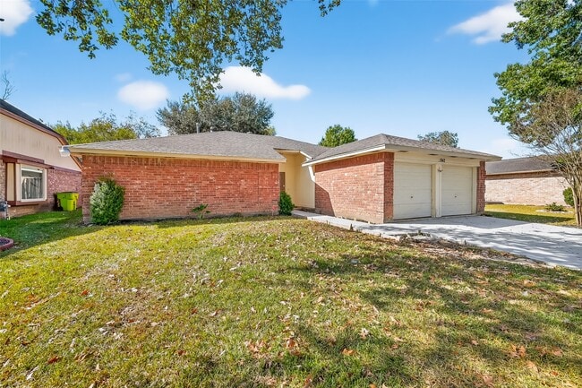 property at 1842 Freshmeadow Dr