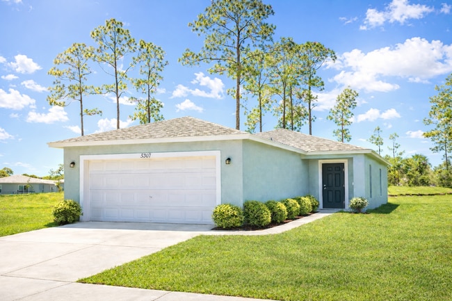 Ravinia St. Lucie in Fort Pierce, FL - Building Photo - Building Photo