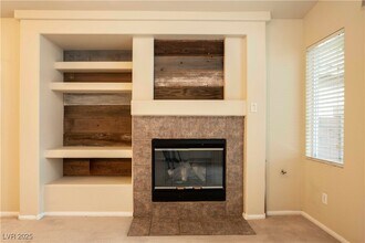 304 Silver Castle St in Las Vegas, NV - Building Photo - Building Photo