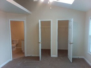 8550 Tidewater Dr in Norfolk, VA - Foto de edificio - Building Photo