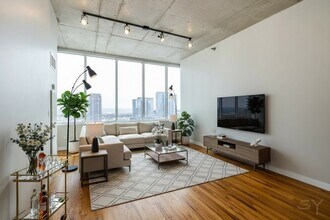 1720 S Michigan Ave, Unit 1606 in Chicago, IL - Building Photo - Building Photo