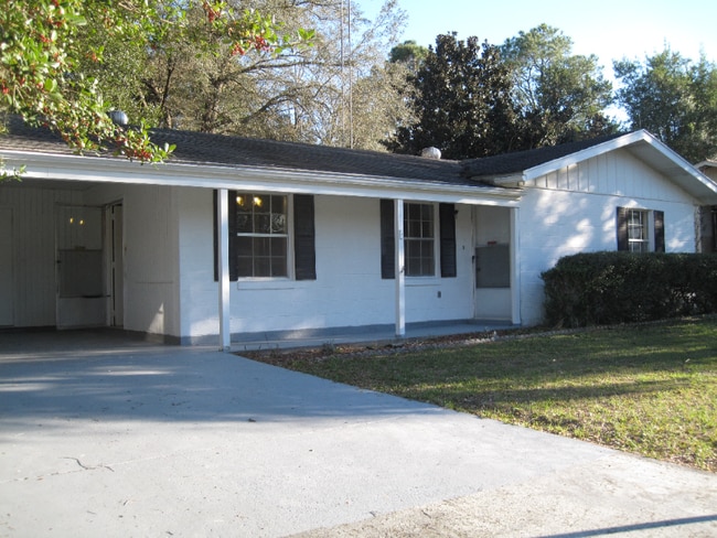 29 Spring Loop in Ocala, FL - Foto de edificio - Building Photo