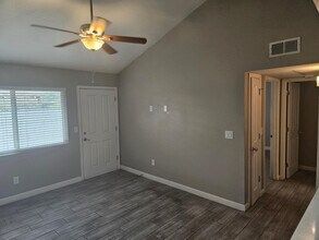 935 E Roma Ave in Phoenix, AZ - Building Photo - Building Photo