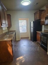 3705 Mandy Dr in Granbury, TX - Foto de edificio - Building Photo