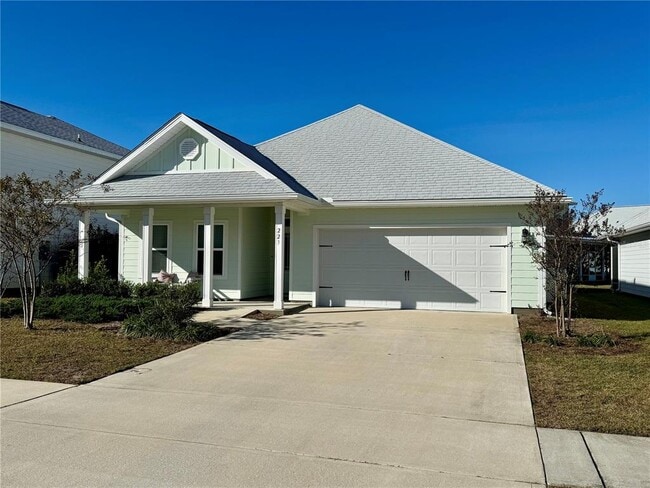 223 Moonraker Cir in Panama City Beach, FL - Building Photo - Building Photo