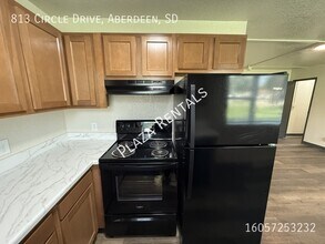 920 N 2nd St in Aberdeen, SD - Building Photo - Building Photo