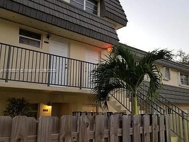 8607 SW 137th Ave in Miami, FL - Building Photo - Building Photo