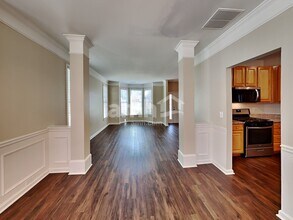 2923 Villa Lake Dr in Powder Springs, GA - Building Photo - Building Photo