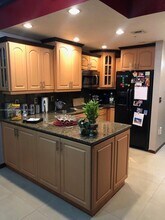 420 E 1st Ave in Hialeah, FL - Building Photo - Building Photo