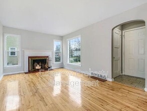 1644 Philadelphia Ave SE in Grand Rapids, MI - Building Photo - Building Photo