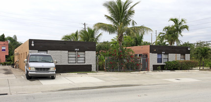 3515 Broadway in West Palm Beach, FL - Building Photo - Building Photo