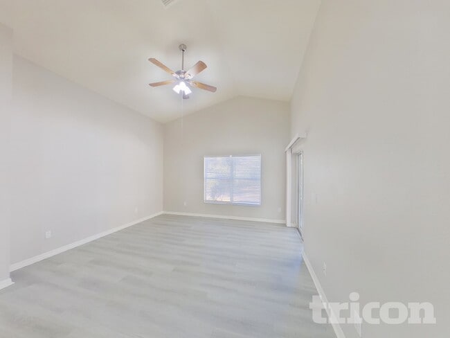 6738 Waterton Dr in Riverview, FL - Building Photo - Building Photo