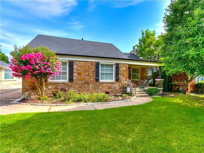 property at 2505 NW 29th St