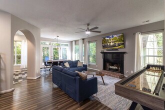 9 Walthour Cove in Savannah, GA - Building Photo - Building Photo