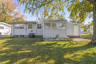 9115 Clarion Dr in St. Louis, MO - Building Photo - Building Photo