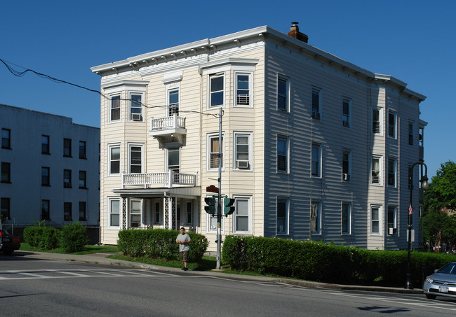 263 N Broadway in Tarrytown, NY - Building Photo - Building Photo