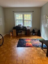 112 Lake Shore Rd, Unit 1 in Boston, MA - Building Photo - Building Photo