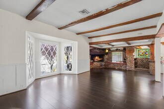 2624 E 8th St in Long Beach, CA - Building Photo - Building Photo