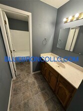514 NE Churchill St in Lee's Summit, MO - Building Photo - Building Photo
