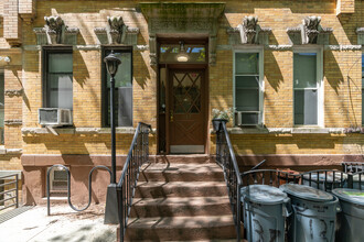 137 Guernsey St in Brooklyn, NY - Building Photo - Building Photo