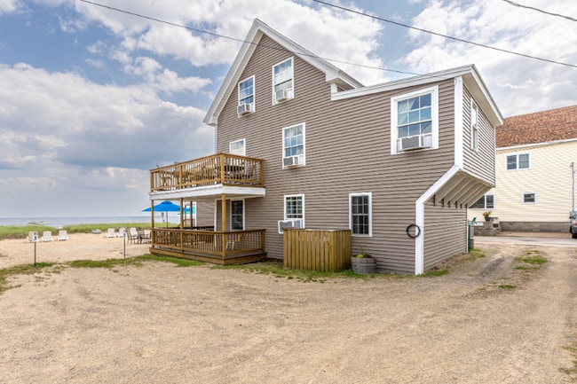 property at 2 Traynor St