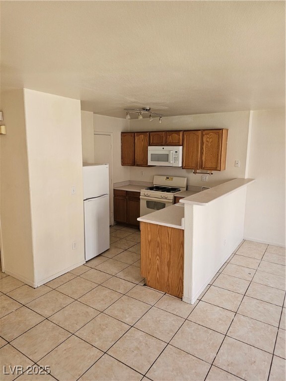 property at 2500 Adelante Ave