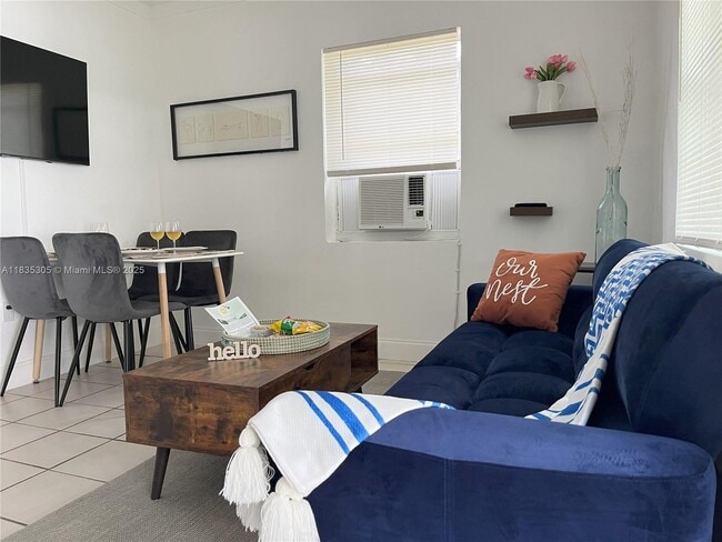 property at 1040 SW 28th St