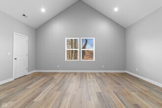 3365 Broadway St in Indianapolis, IN - Building Photo - Building Photo