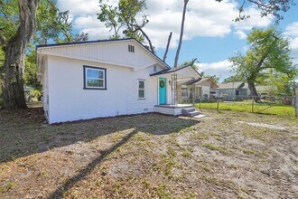 2111 E Ellicott St in Tampa, FL - Building Photo - Building Photo